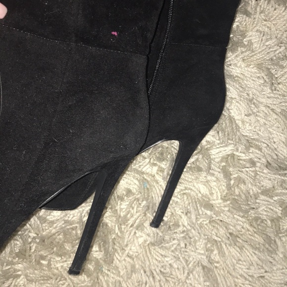 Thigh high faux suede boot - Picture 3 of 6